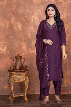 Exquisite Roman Silk Embroidered Suit Set