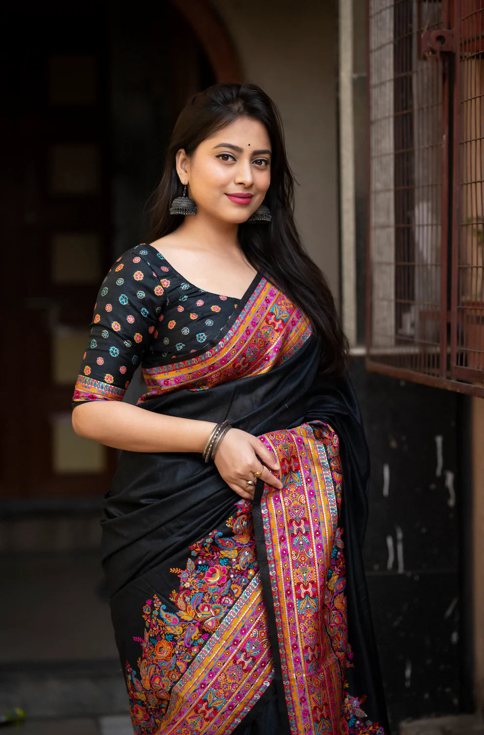 Dixz fashion soft cotton saree with kashmiri style