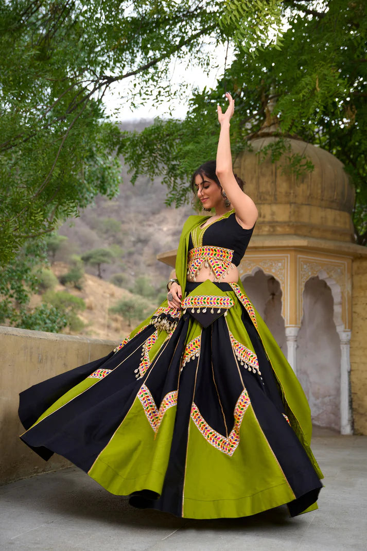 Dixz Fashion Traditional vibes with a twist—Gamthi and cowrie lace make this cotton lehenga