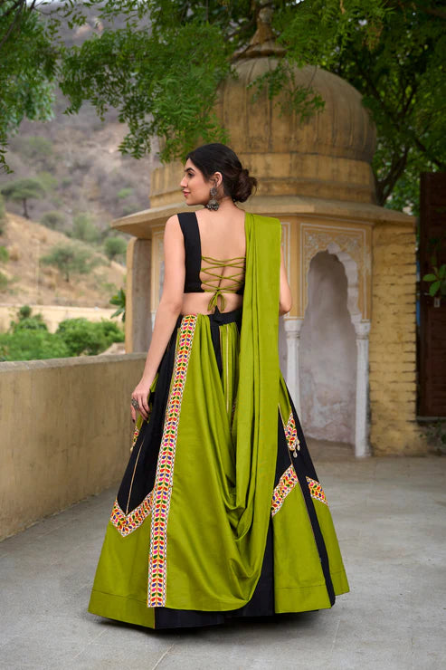 Dixz Fashion Traditional vibes with a twist—Gamthi and cowrie lace make this cotton lehenga