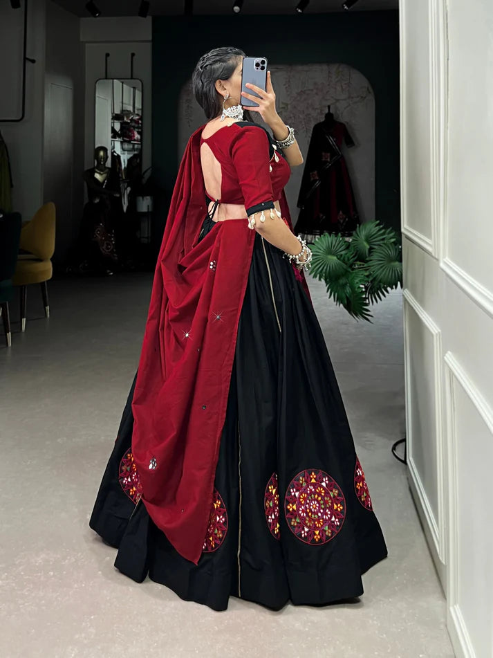 Dixz Fashion Pure Cotton Gamthi Patchwork Lehenga Set with Mirror Dupatta & Purse for Navaratri
