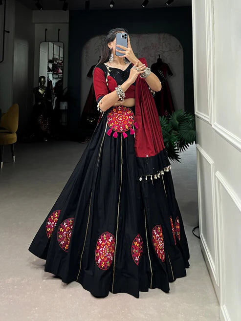 Dixz Fashion Pure Cotton Gamthi Patchwork Lehenga Set with Mirror Dupatta & Purse for Navaratri