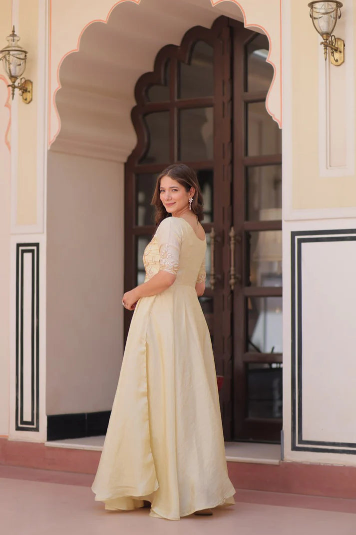 Dixz Fashion Gold Crush With Beads Embroidered Work Gown