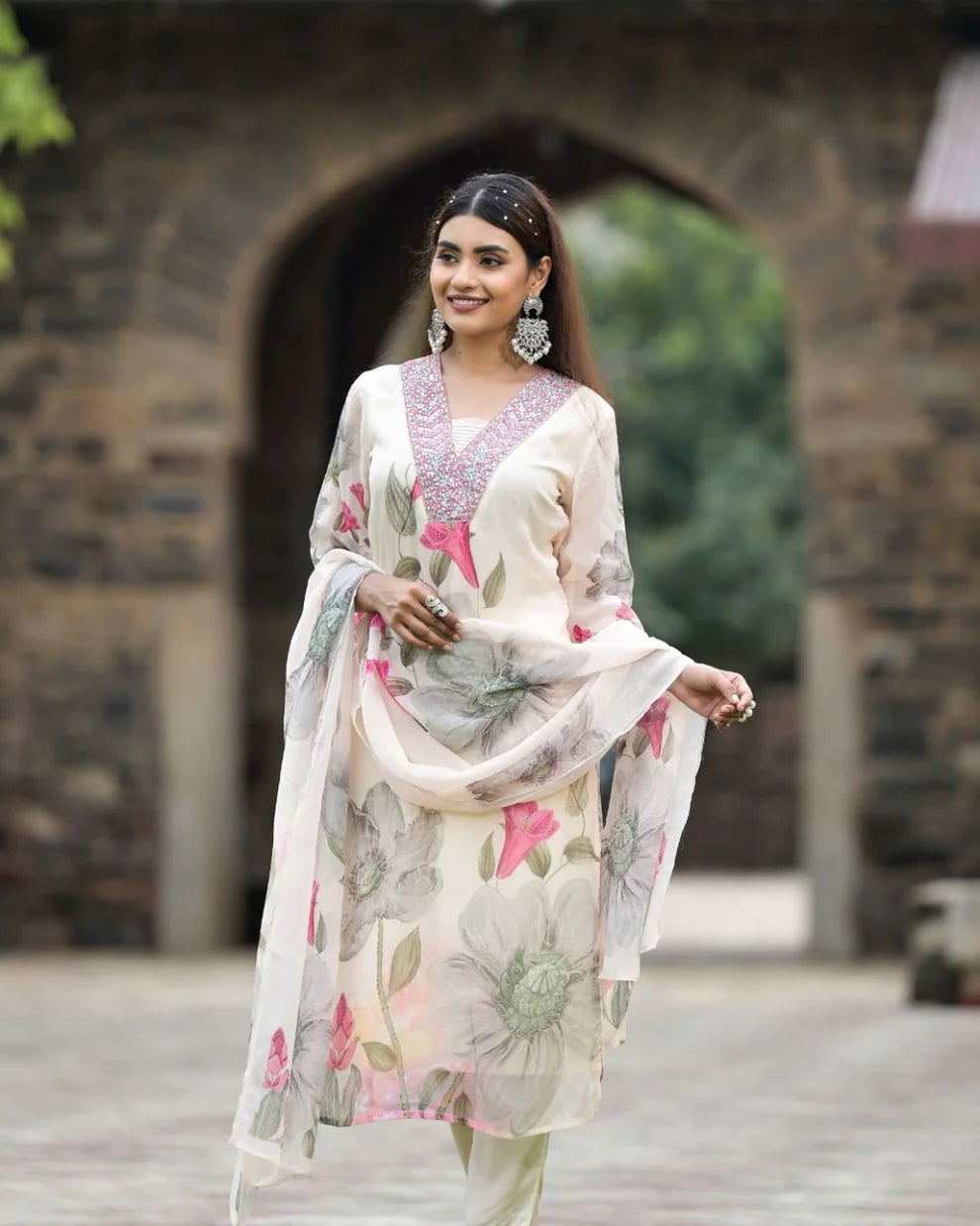 Dixz Fashion Printed Georgette Kurta Set with Embroidery and Matching Dupatta