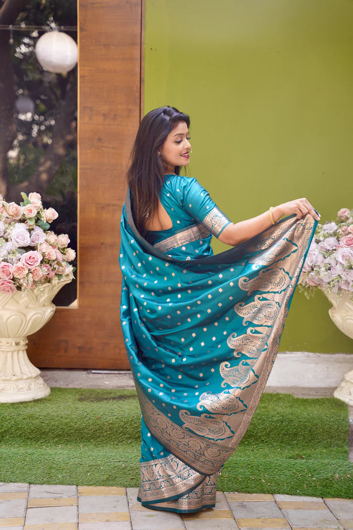 DIXZ FASHION PRESENTING BANARASI SILK SAREE WITH RICH PALLU