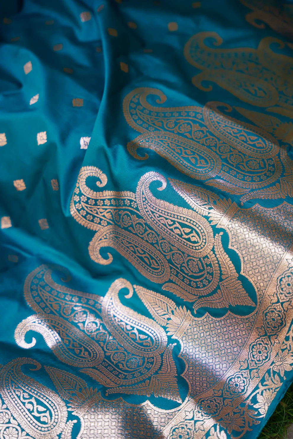 DIXZ FASHION PRESENTING BANARASI SILK SAREE WITH RICH PALLU