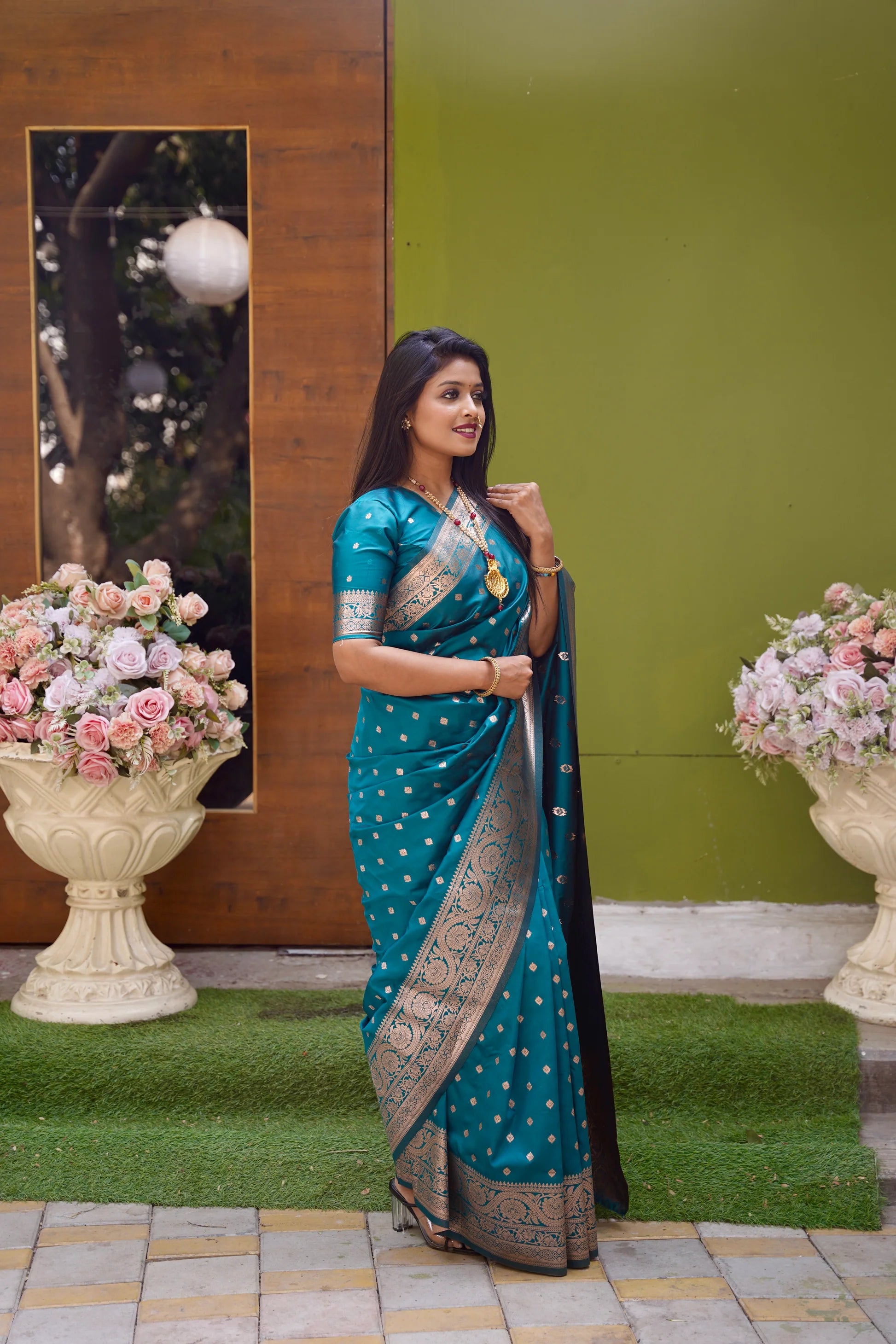 DIXZ FASHION PRESENTING BANARASI SILK SAREE WITH RICH PALLU