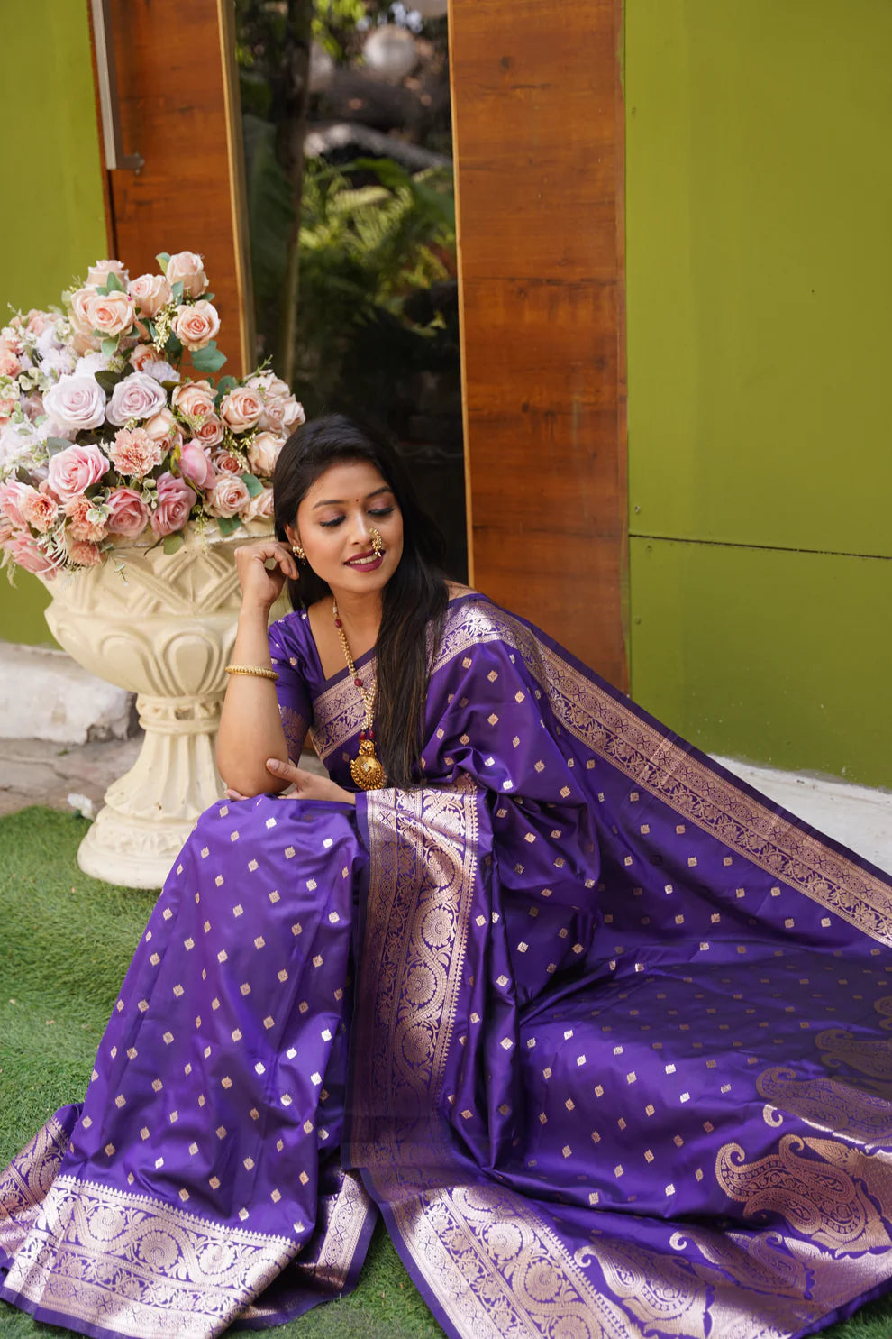 DIXZ FASHION PRESENTING BANARASI SILK SAREE WITH RICH PALLU