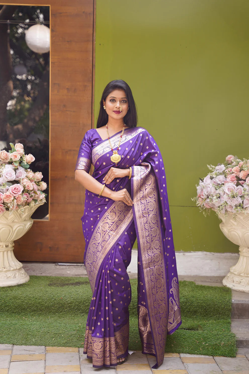 DIXZ FASHION PRESENTING BANARASI SILK SAREE WITH RICH PALLU