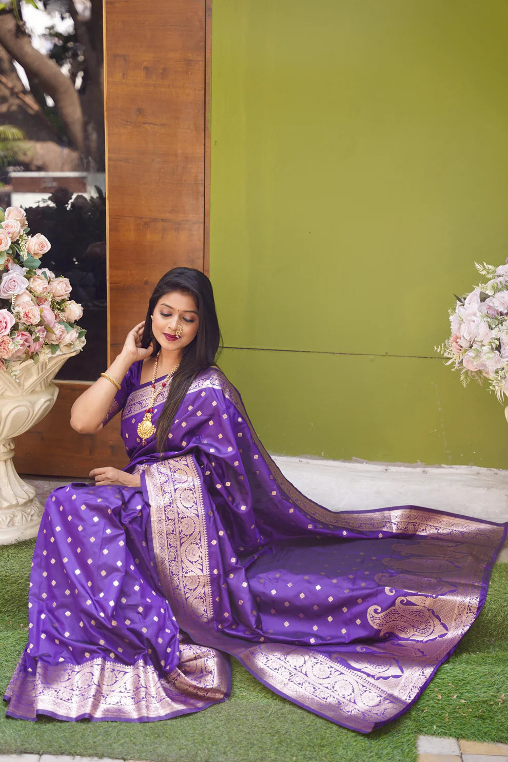 DIXZ FASHION PRESENTING BANARASI SILK SAREE WITH RICH PALLU