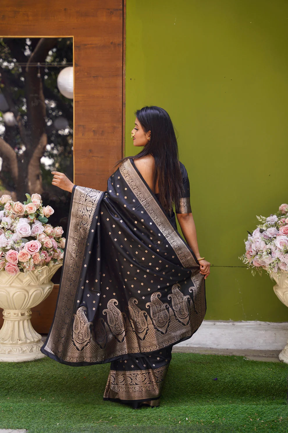 DIXZ FASHION PRESENTING BANARASI SILK SAREE WITH RICH PALLU