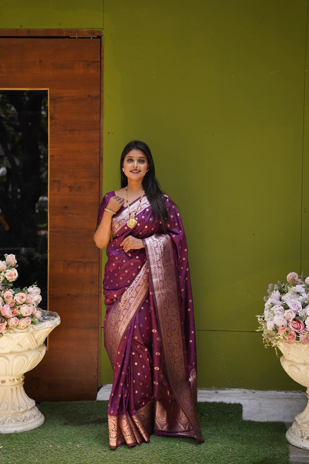 DIXZ FASHION PRESENTING BANARASI SILK SAREE WITH RICH PALLU