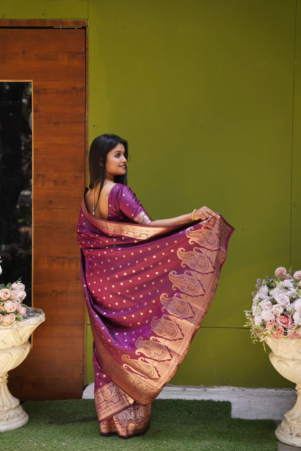 DIXZ FASHION PRESENTING BANARASI SILK SAREE WITH RICH PALLU