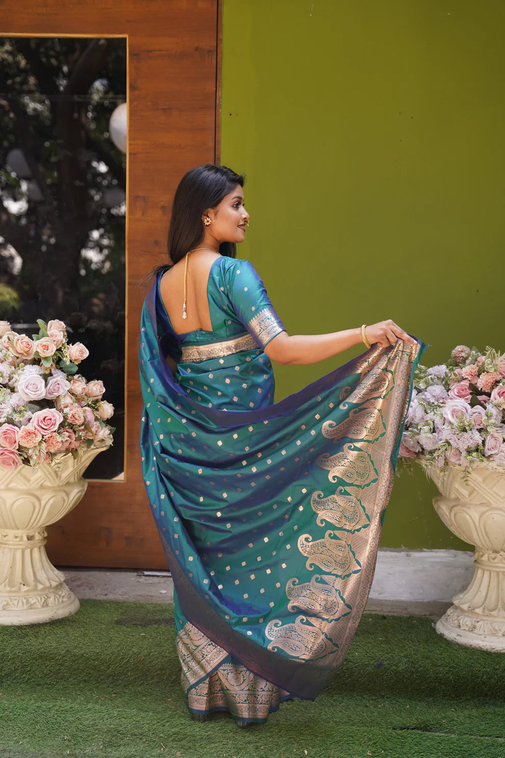 DIXZ FASHION PRESENTING BANARASI SILK SAREE WITH RICH PALLU
