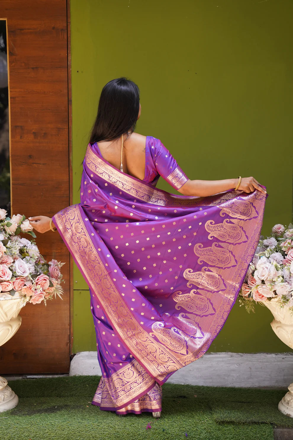 DIXZ FASHION PRESENTING BANARASI SILK SAREE WITH RICH PALLU