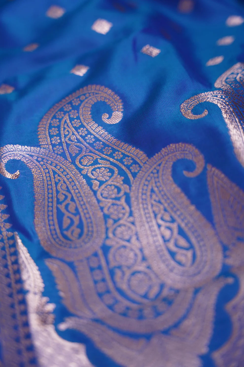 DIXZ FASHION PRESENTING BANARASI SILK SAREE WITH RICH PALLU