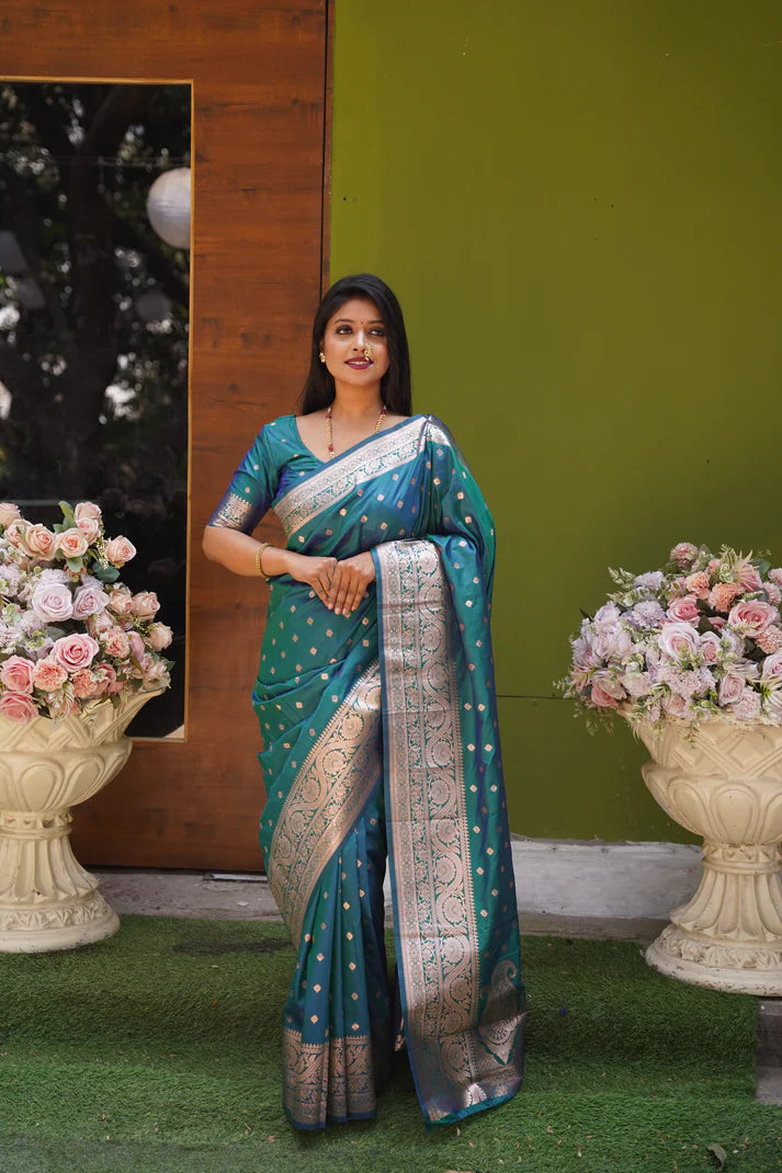 DIXZ FASHION PRESENTING BANARASI SILK SAREE WITH RICH PALLU