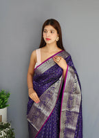 Dixz Fashion Graceful Khicha Checks Silk Saree with Rich Pallu & Embellished Border