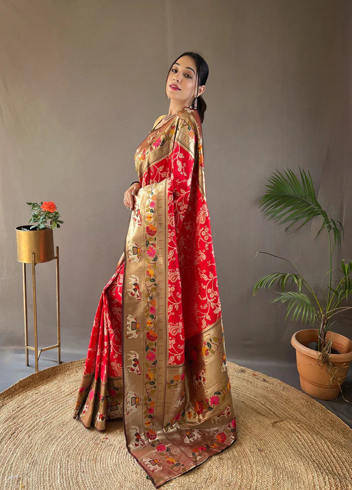 Dixz Fashion Beautiful Lucknowi Concept weaving saree