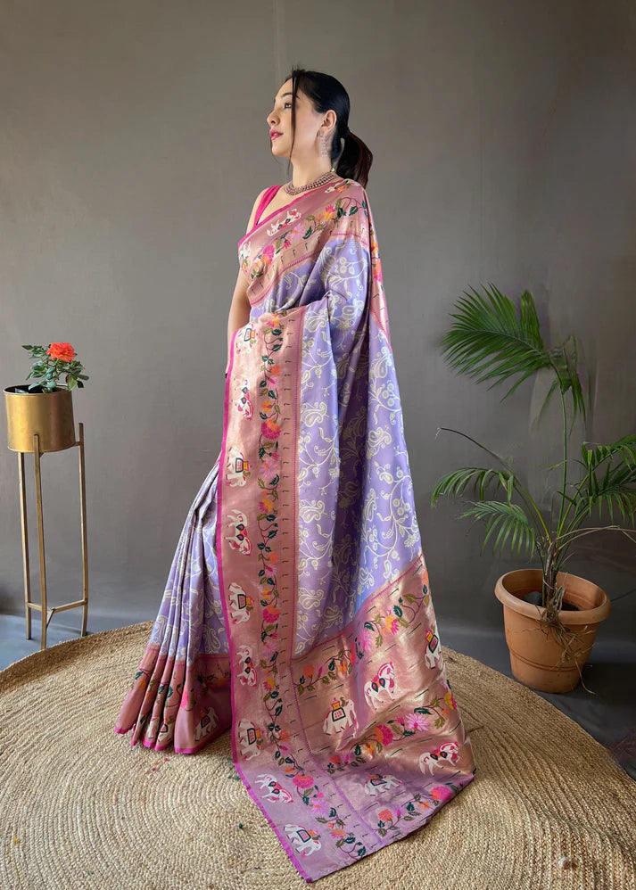Dixz Fashion Beautiful Lucknowi Concept weaving saree