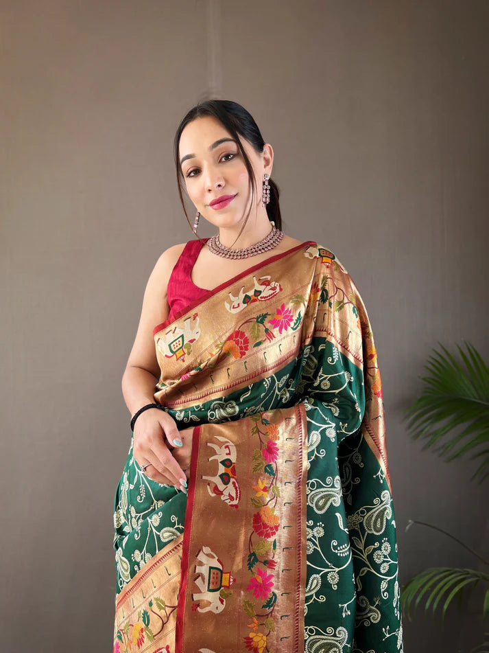 Dixz Fashion Beautiful Lucknowi Concept weaving saree