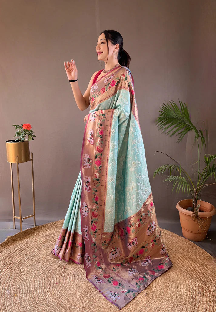Dixz Fashion Beautiful Lucknowi Concept weaving saree