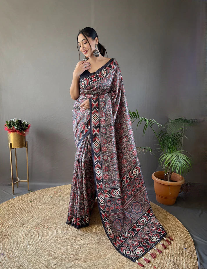 Dixz Fashion Digital print concept on semi silk weaves Saree