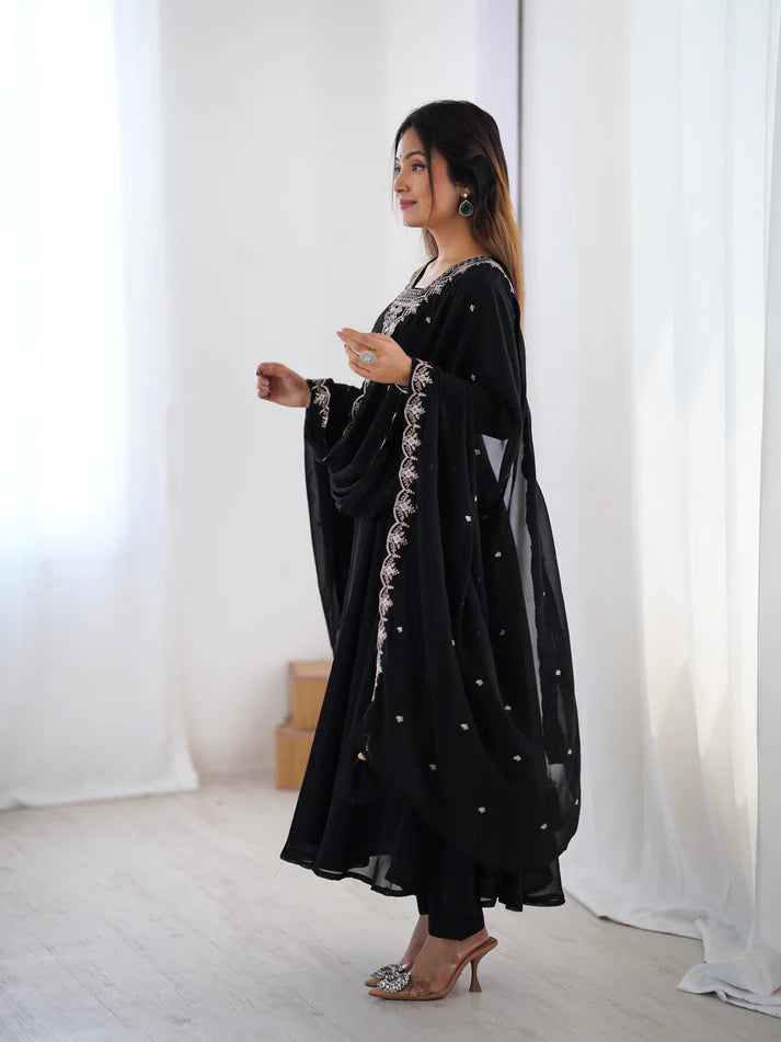 DIXZ FASHION PURE SOFT FOX GEORGETTE FABRIC FULLY FLAIR ANARKALI & PENT WITH DUPATTA