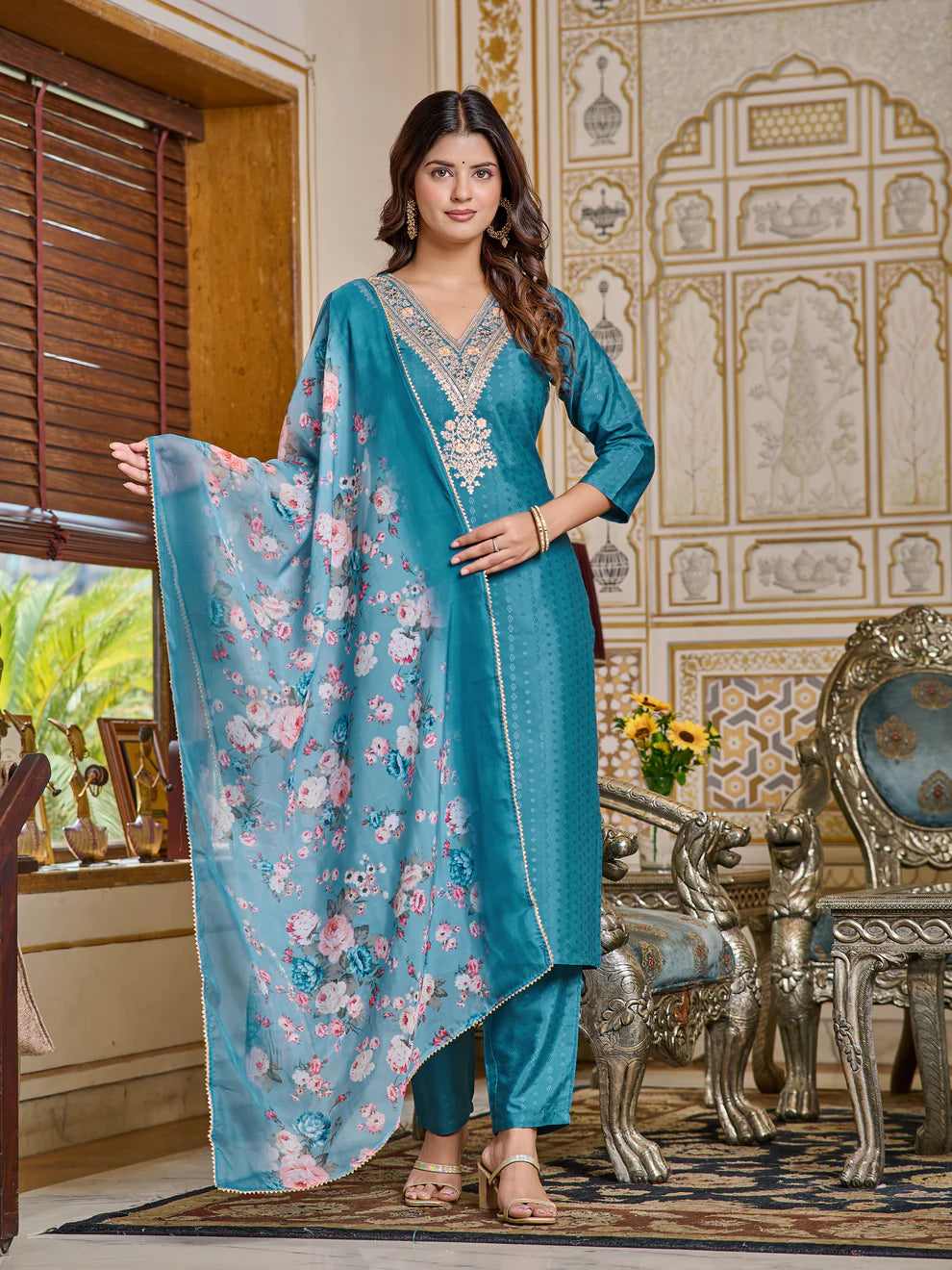 DIXZ FASHION  PRESENTING VISCOSE RAYON EMBROIDRED WORK KURTI SET