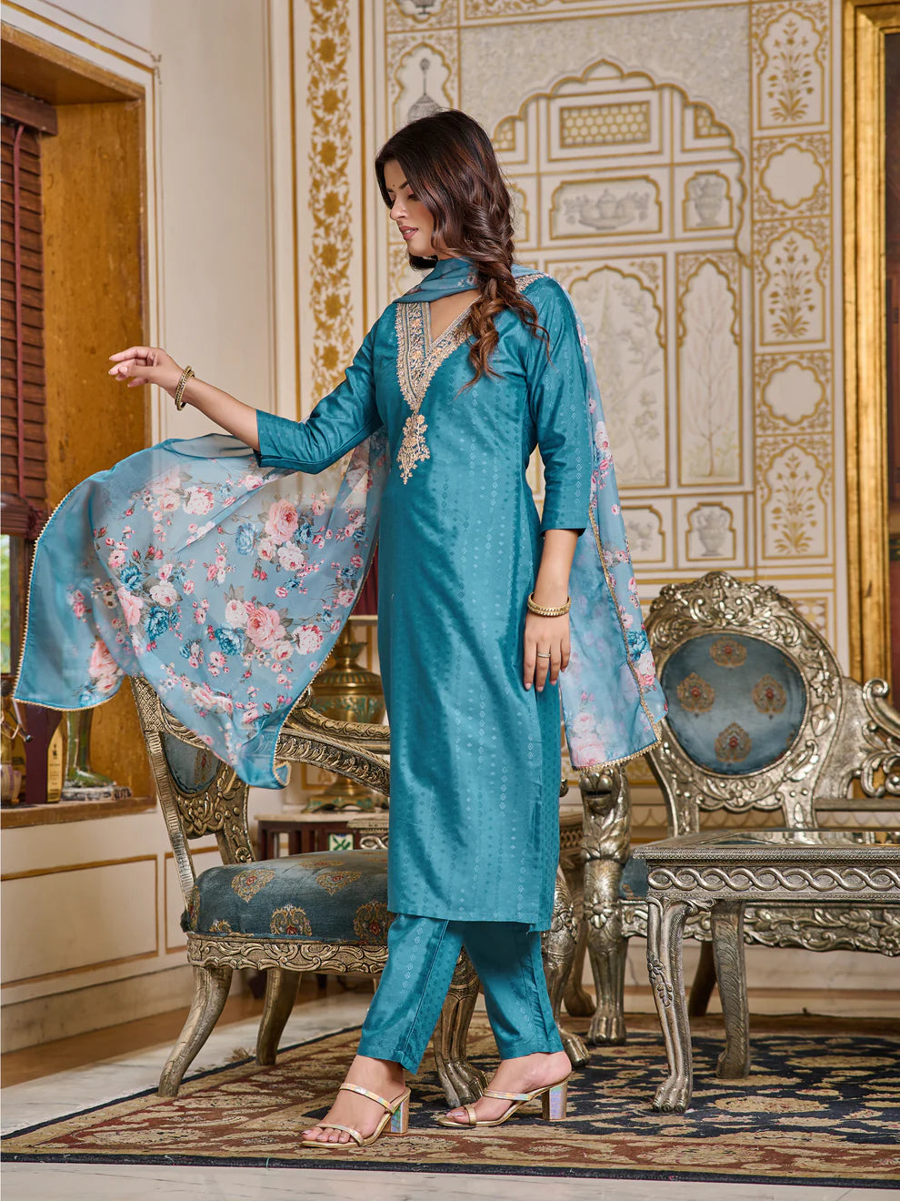 DIXZ FASHION  PRESENTING VISCOSE RAYON EMBROIDRED WORK KURTI SET