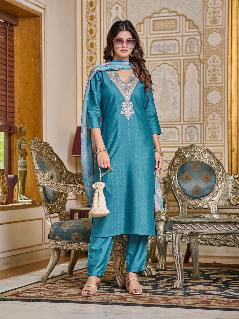 DIXZ FASHION  PRESENTING VISCOSE RAYON EMBROIDRED WORK KURTI SET