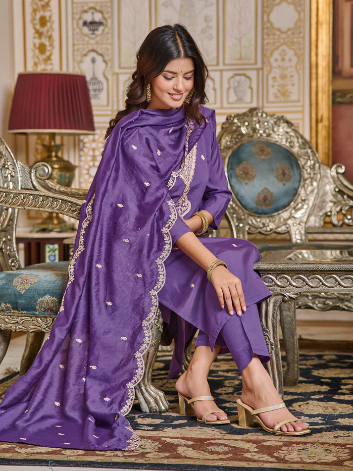 DIXZ FASHION  VISCOSE CHANDERI EMBROIDERED WORK KURTI SET