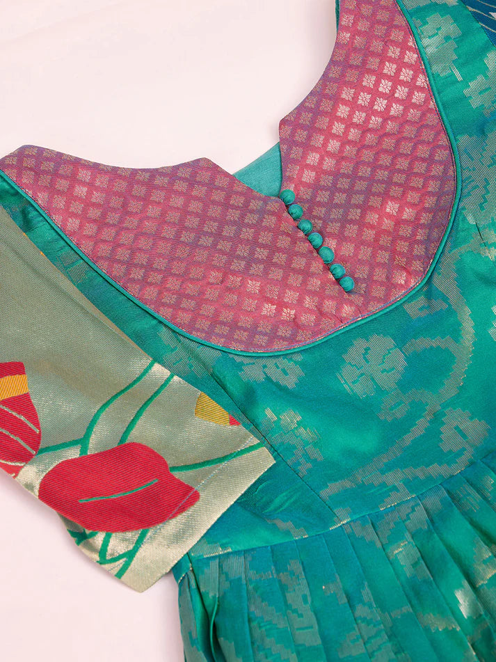 Dixz Fashion Celebrate in Style with Our Contemporary Banarasi Weaving Gown 👗